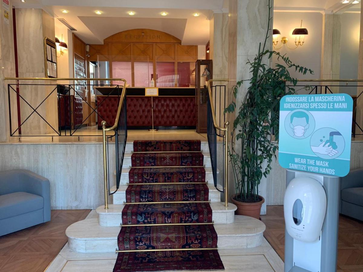 Hotel Continental トリノ エクステリア 写真