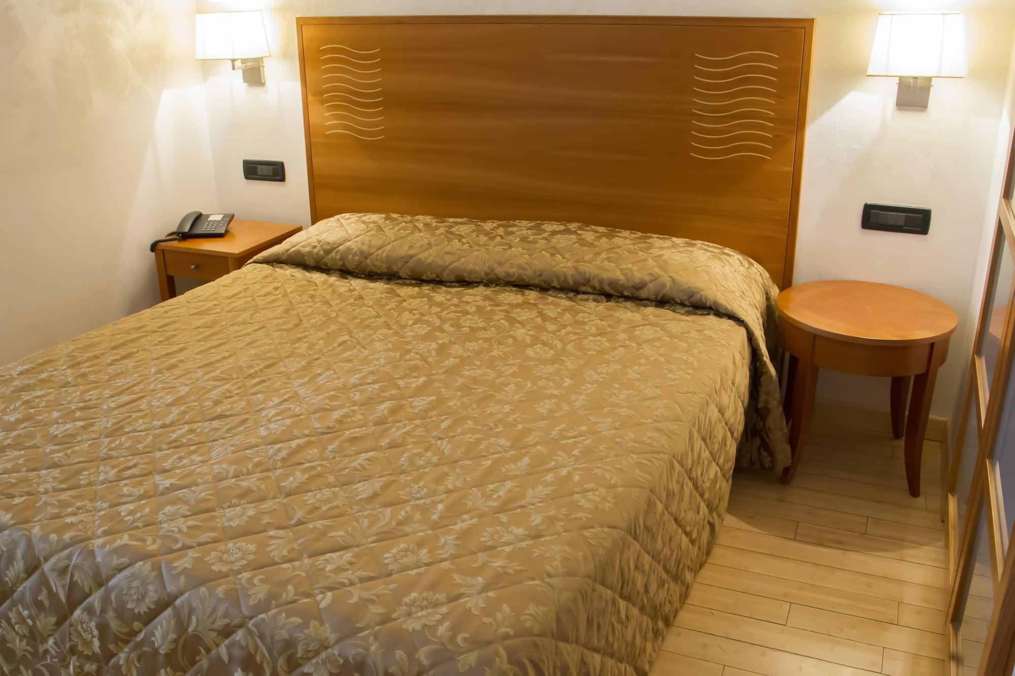 Hotel Continental トリノ エクステリア 写真