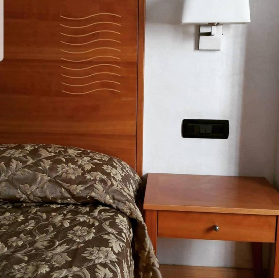 Hotel Continental トリノ エクステリア 写真