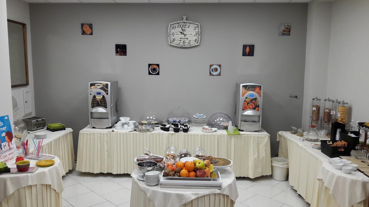 Hotel Continental トリノ エクステリア 写真