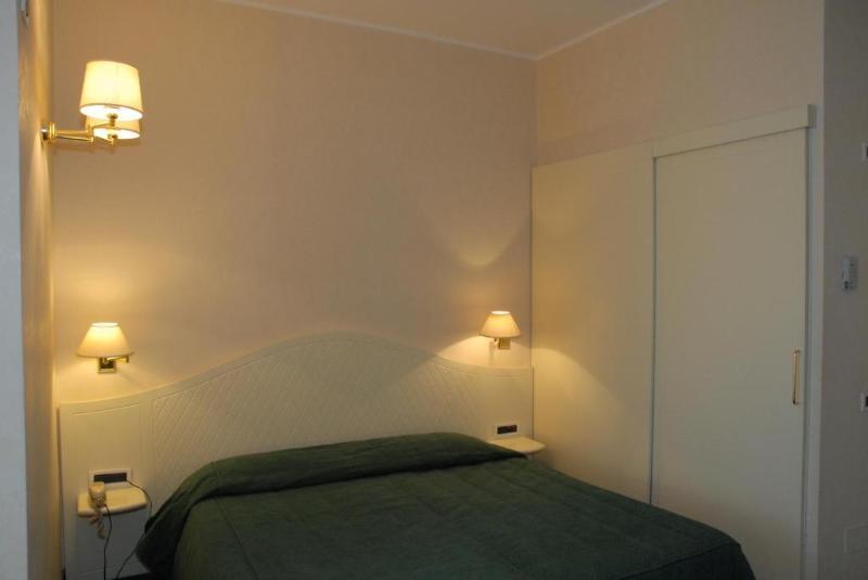 Hotel Continental トリノ エクステリア 写真
